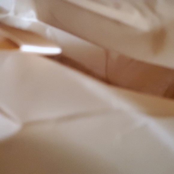 Burlap Tote - Picture 2 of 2